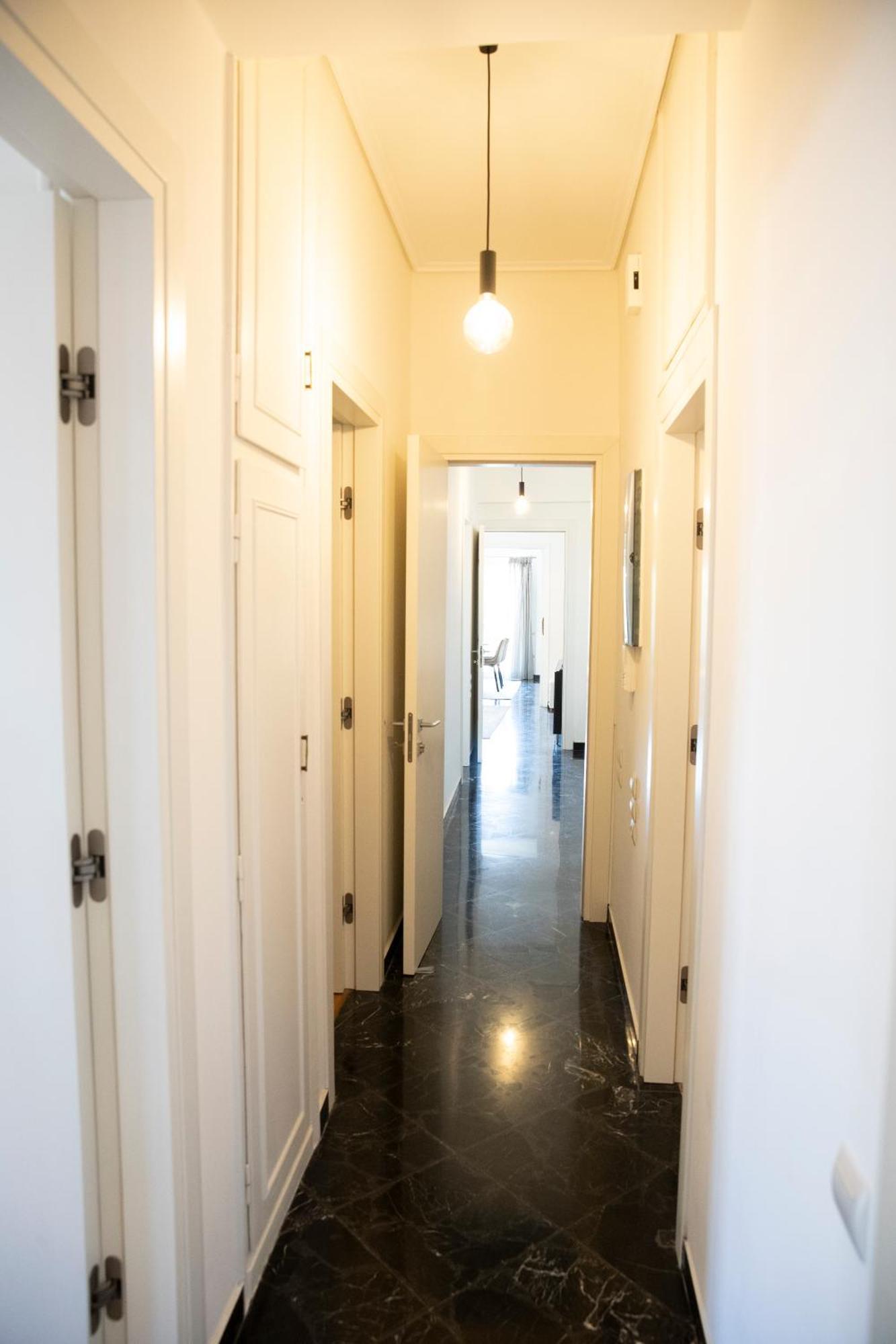 Spacious Glyfada Golf 4Br -Near Beach + Shops เอเธนส์ ภายนอก รูปภาพ